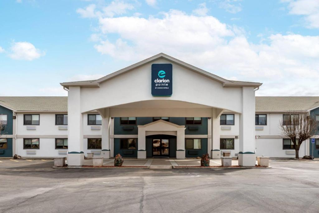 Clarion Pointe Prescott Valley - Prescott Valley, AZ photo 1
