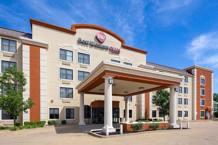 Best Western Plus East Peoria - East Peoria, IL photo 1